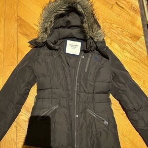 Abercrombie & Fitch Women's Dark Brown Puffer Coat
